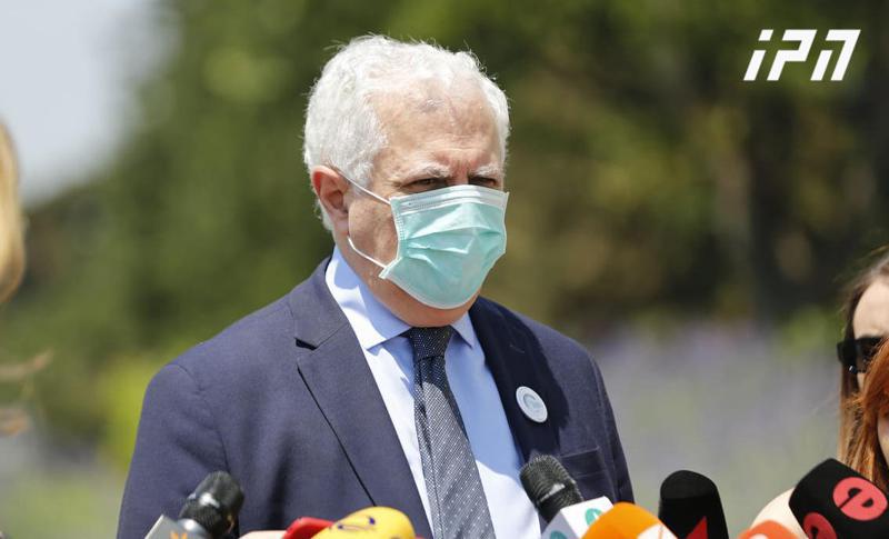 "გვეგონა, რომ თაკარა მზე ვირუსს მოკლავდა, მაგრამ ასე არ ყოფილა"  - ამირან გამყრელიძე