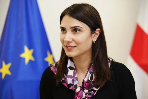 "15 წლიანი მუშაობის შემდეგ დავტოვე საჯარო სამსახური" - შს მინისტრის მოადგილემ თანამდებობა დატოვა