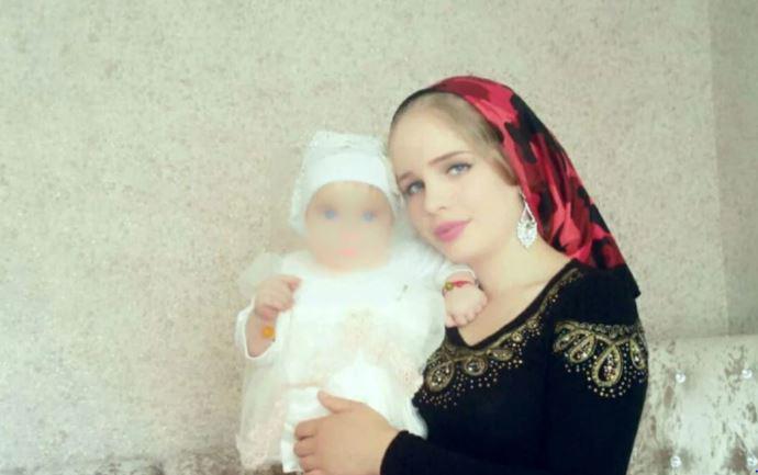 "ჩემი შვილი სისხლიანი იყო, სახეზეც ეტყობოდა ცემის კვალი" - ოჯახური ძალადობის მსხვერპლი ჩეჩენი გოგონას ამბავი, რომლის დედასაც კადიროვისთვის ბოდიში მოახდევინეს