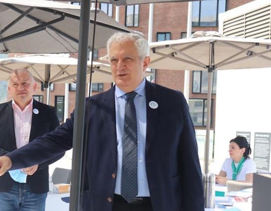 ქველმოქმედებაზე დახარჯული 30 000 ლარი... - რა ქონებას ფლობს ამირან გამყრელიძე