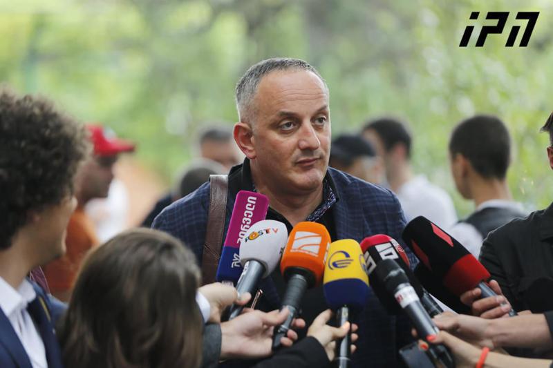 "ვითხოვთ, რომ საერთოდ არ იყოს გამოყენებული რაიმე აღკვეთის ღონისძიება, აბსოლუტურად უდანაშაულო ადამიანი არის გამოკეტილი გისოსებს მიღმა" - გიგა ტატიაშვილის ადვოკატი