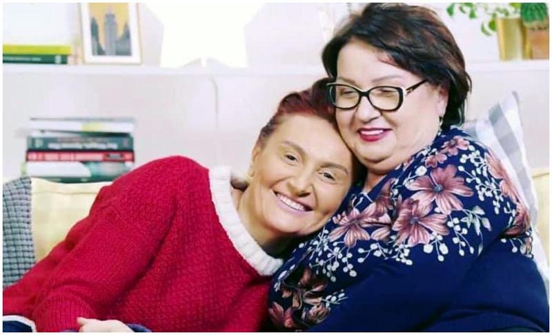 "უმძიმესი კვირა მაქვს... არ ვიცი, ვინ სად ლოცულობთ, მაგრამ თხოვეთ, დედაჩემი გადარჩეს" - რას წერს ნანუკა ჟორჟოლიანი