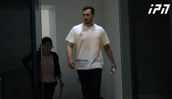 "მინდა აეხადოს ფარდა და არ მქონდეს ეს ბინძური ლაქა... მე არაფერ შუაში ვარ" - რას ამბობს "კაწრო", რომელიც შაქარაშვილის საქმესთან დაკავშირებით დაკითხეს