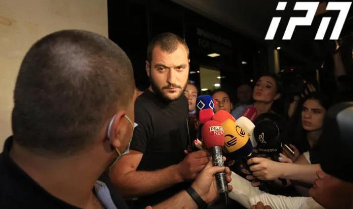 "ღამე პირად საქმეზე ჩამოვედი, მოვხვდი არასწორ ადგილას... ამირხანაშვილს უბრალოდ დარეკვა მთხოვა" - ლაშა ლურსმანაშვილის გამოკითხვა დასრულდა