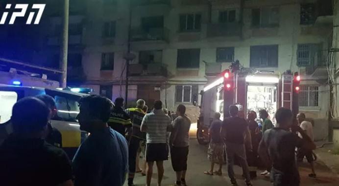 რუსთავში საცხოვრებელ კორპუსში ხანძარს ახალგაზრდა მამაკაცი ემსხვერპლა