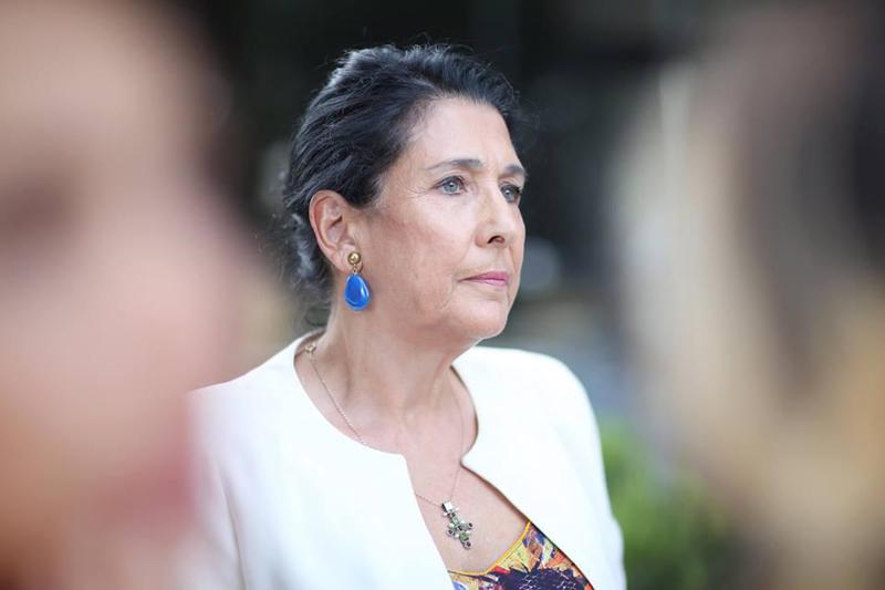 "დავიღალე ბულინგით, თუ არ გესმით ქართული, თქვენი პრობლემაა" - სალომე ზურაბიშვილი