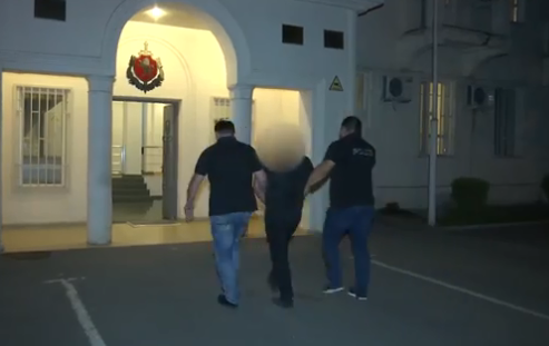 დაოჯახებულ თანასოფლელთან სექსუალური კავშირის გამო მამაკაცი გაკოჭეს და ხეზე მიაბეს - რა მოხდა მარნეულში?