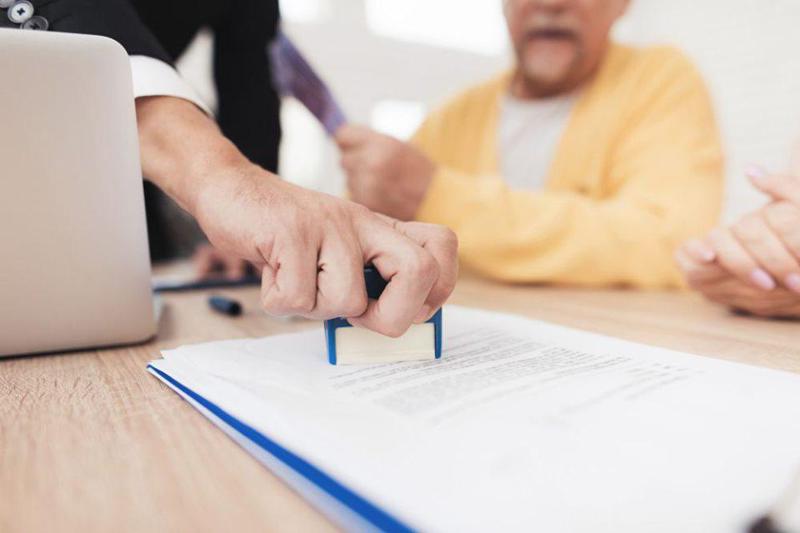 ყველაზე გავრცელებული მეთოდები, როგორ ითვისებენ უკანონოდ მოხუცების ქონებას?