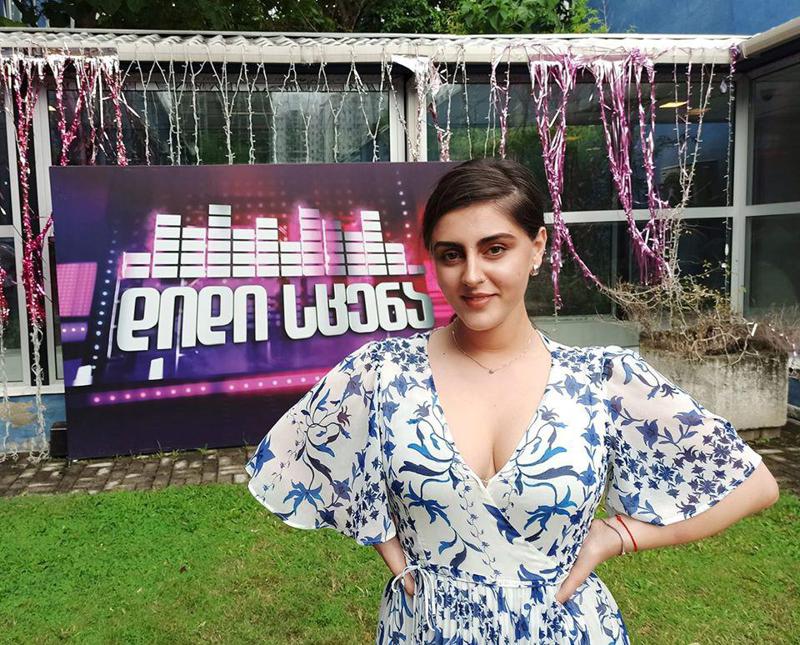 "პირველი კრახი მძიმედ გადავიტანე, სიმღერაც აღარ მინდოდა... ხელი ჩავიქნიე" - "დიდი სცენის" კონკურსანტის რთული გზა მეგაპროექტის "ლაივამდე"