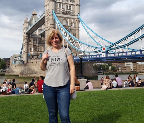 თბილისში მშობიარობისას 41 წლის ქალი გარდაიცვალა - "9-წლიანი ლოდინის შემდეგ გახდა დედა და ეს საშინელება მოხდა"