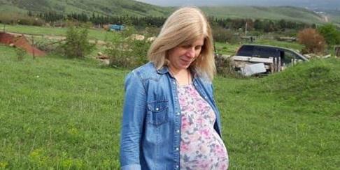 რას ამბობენ მშობიარე ქალის გარდაცვალებაზე ახლობლები და რას აცხადებენ "ჰერაში"