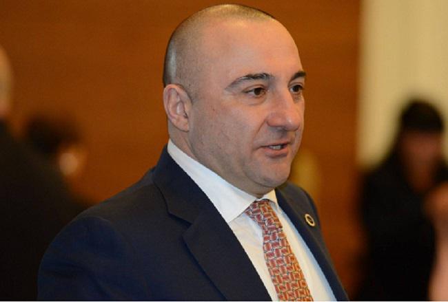 მილიონერი ოქრიაშვილი  მაჟორიტარობას ამჯერად დამოუკიდებლად აპირებს - დმანისის მერია და საკრებულო  მხარს მას უჭერს და არა "ქართული ოცნების" კანდიდატს?