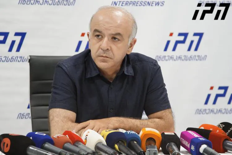 "სასიამოვნოდ გაოცებული გახლავართ" - რას წერს მირიან ნიკოლაძე  შაქარაშვილის  საქმეზე ბრალდებულთა ადვოკატების მიერ ჩატარებულ ექსპერიმენტზე