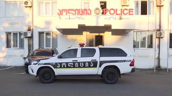 თბილისში 37 წლის მამაკაცი გაიტაცეს - პოლიციამ 5 ბრალდებული იმ დროს დააკავა, როცა გატაცებული ქობულეთში გადაჰყავდათ