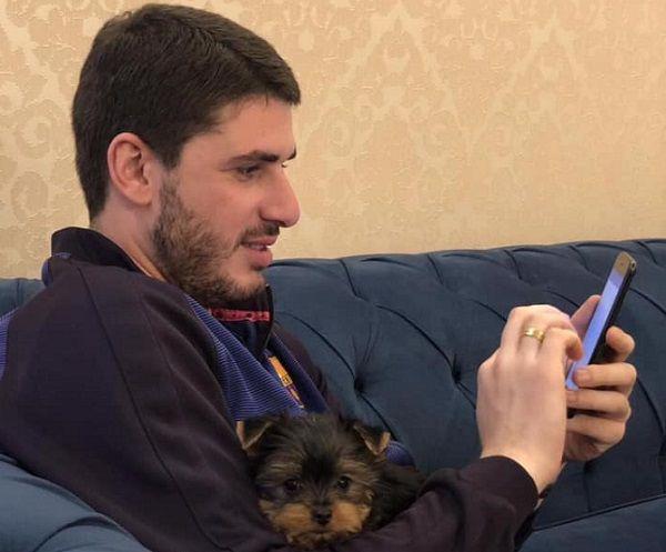 "თურმე მკვლელი ისე იყო შემოხვეული ლასოზე, ამ უფროსს ძლივს მოუგლიჯავს" - ამბროლაურში მომხდარი შემზარავი მკვლელობის დეტალები