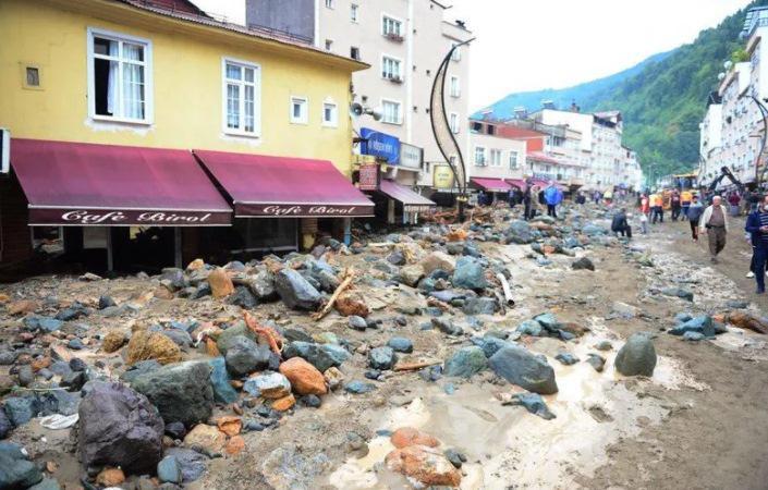 თურქეთში წყალდიდობას 5 ადამიანი ემსხვერპლა, 12 კი დაკარგულად ითვლება