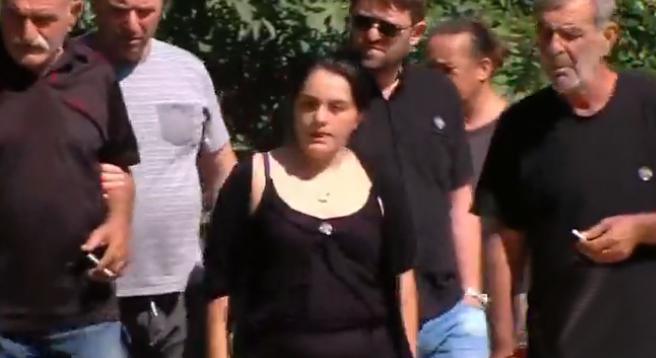 გარდაცვლილი 11 წლის ბავშვის დედა საბერძნეთიდან სამშობლოში დაბრუნდა - ნეტსან აბჟანდაძე მეუღლის უმკაცრესად დასჯას ითხოვს