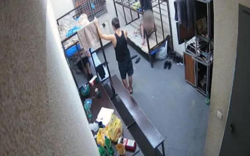 ფარული ჩანაწერების თანახმად, არასრულწლოვანი ამბობს, რომ თუ მას მკვლელობის ბრალდებით გაასამართლებენ, მამამისი შაქარაშვილის ბიძას გაუსწორდება