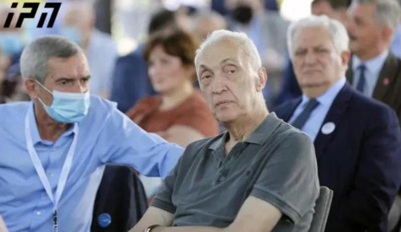 "ცალკეული პირები ცდილობენ ტენდენციურად და მაქსიმალურად მუქ ფერებში წარმოაჩინონ სიტუაცია" - რას წერს თენგიზ ცერცვაძე