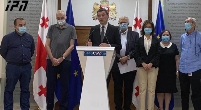 თბილისში და მსხვილ ქალაქებში კლასებში სწავლების დაწყება 1-ელ ოქტომბრამდე გადაიდო