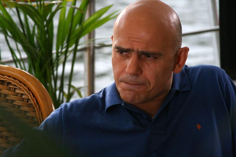 მსახიობ გიორგი გურგულიას მეუღლე ძალადობაში ადანაშაულებს - "თავს დამნაშავედ არ ცნობს"