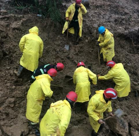 მაშველებმა მეწყერში მოყოლილი ქალის ცხედარი იპოვეს