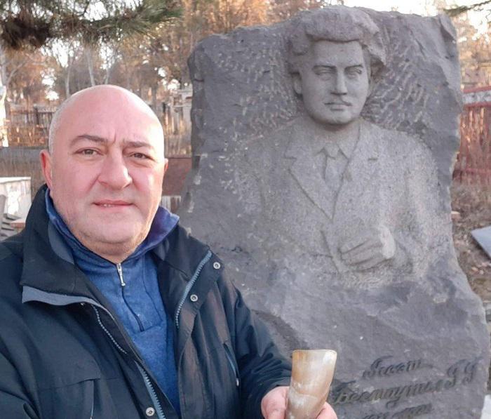 ოსი პოეტისა და “ვეფხისტყაოსნის” ოსურად მთარგმნელის, გიორგი ბესთაუთის სახელი თბილისის ერთ-ერთ ქუჩას  მიენიჭა