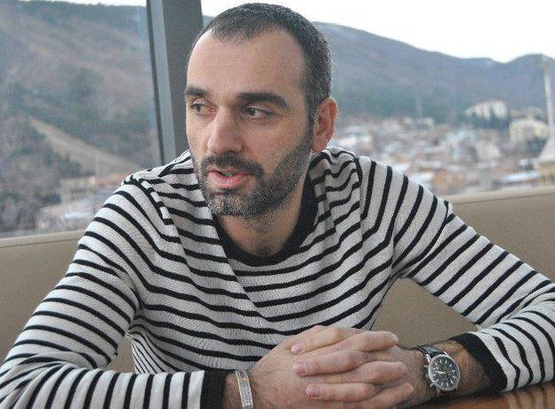 მსახიობ კახა მიქიაშვილს კორონავირუსი დაუდასტურდა - რას ამბობს ჯანმრთელობის მდგომარეობაზე ინფიცირებული