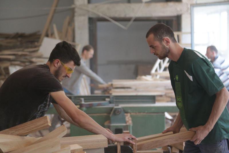 ჩემი სოფელი: ადგილობრივი ავეჯის წარმოების დანერგვა ხულოში