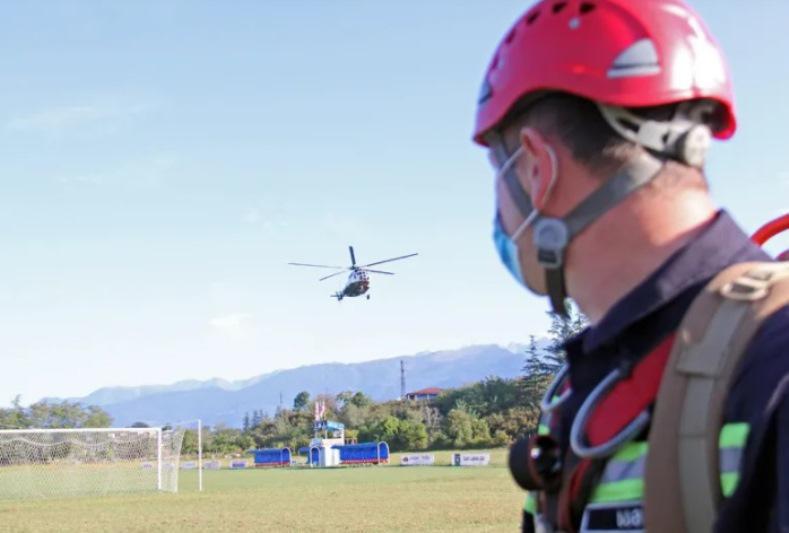 მეხანძრე-მაშველები წალენჯიხაში, სოფელ სქურში დაკარგულ მამაკაცს ეძებენ