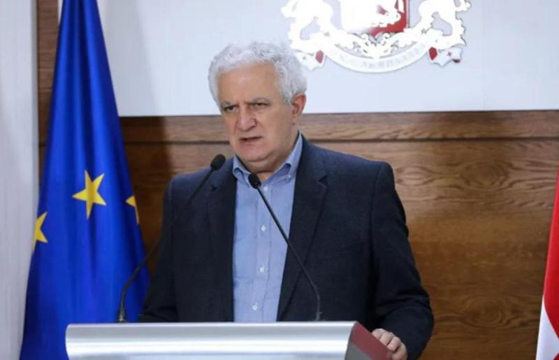 "ფაიზერით“ აცრის რიგში 9 000 ადამიანია, მათგან 20 % სამედიცინო პერსონალია" - ამირან გამყრელიძე