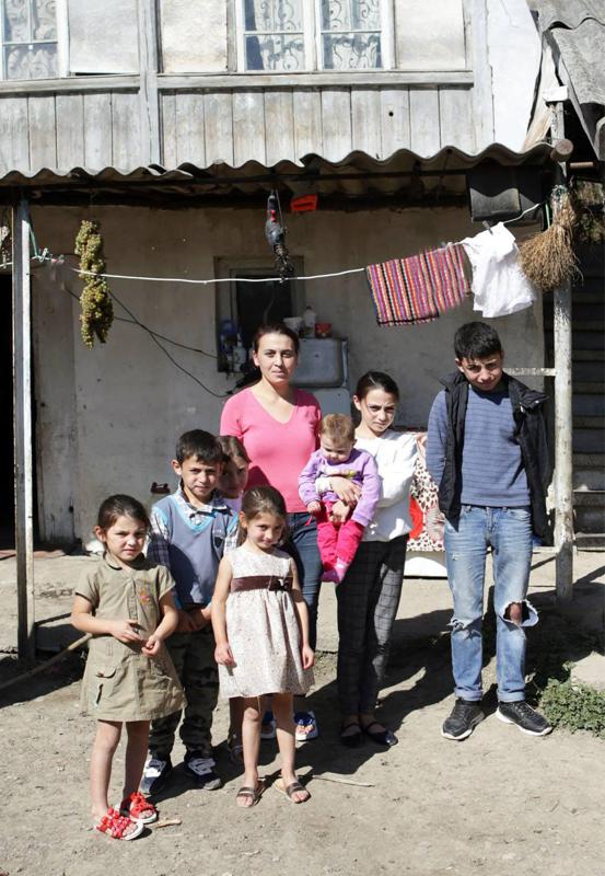 ,,საქართველოს ეროვნულმა ლატარიამ’’ ჯიქურების მრავალშვილიან ოჯახს სახლი აჩუქა