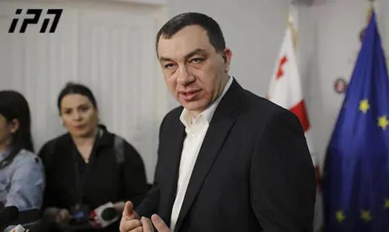 "ოპოზიციის მიერ მერობის კანდიდატად ნიკა მელია, ხოლო საკრებულოს თავმჯდომარეობის - ელენე ხოშტარია... საბოლოო გადაწყვეტილებას ორ დღეში გაიგებთ" - ბოკერია