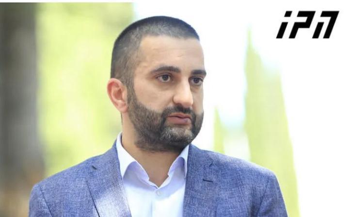 "ექსპერტიზის დასკვნა თავდაყირა აყენებს ბრალდების ვერსიას, თითქოს 5 ადამიანი იყო მდინარის პირას ჩასული და მათ ჩააგდეს შაქარაშვილი წყალში" - ადვოკატი