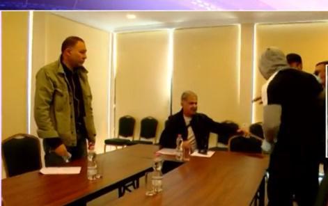 ჩხუბი მკლავჭიდის ფედერაციაში - სოსო ჯაჭვლიანს სპორტსმენებმა კვერცხები დაუშინეს