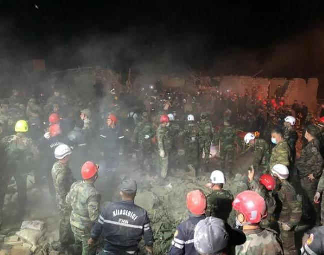 "სომხეთმა განჯაზე ბალისტიკური რაკეტების გამოყენებით თავდასხმა განახორციელა, დაღუპულია 12 ადამიანი" - რა განცხადებას ავრცელებს აზერბაიჯანის საგარეო უწყება