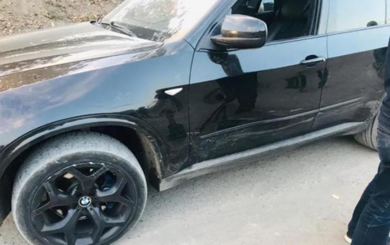 გაერთიანებული ოპოზიციის  წევრის ინფორმაციით, ერთ-ერთი აქტივისტის მანქანას იარაღიდან ესროლეს