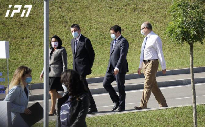 გიორგი გახარია ჟურნალისტს - "თქვენ რომ არ გენერვიულათ ჩემს ჯანმრთელობაზე, კიდევ ერთხელ გავიტესტე"