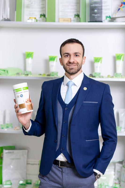 „ჩვენი მთავარი პრინციპია დავეხმაროთ ადამიანებს ცხოვრების ხარისხის გაუმჯობესებაში“ - Herbalife Nutrition – ის ამიერკავკასიის ბიზნესის მხარდაჭერის მენეჯერი ირაკლი ჩაჩანიძე