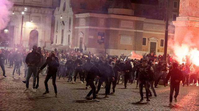 იტალიაში პოლიციასა და აქციის მონაწილეებს შორის დაპირისპირება მოხდა - იტალიელები ე.წ. კომენდანტის საათის დაწესებას აპროტესტებენ