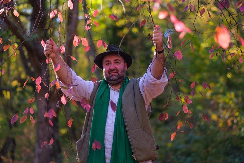 "7 წელი ვიმუშავე ამ ჯიხურში, შვილივით შემიყვარეს, ზრუნავდნენ ჩემზე..." - სად მუშაობდა სტუდენობისას ზურა შევარდნაძე და რა გზა განვლო "გარდენიამდე"