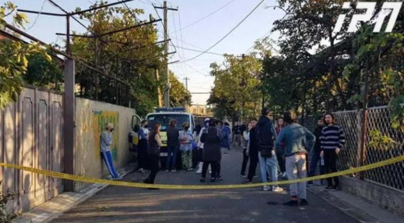 რუსთავში გარდაიცვალა 21 წლის ახალგაზრდა, რომელმაც კოვიდსასტუმრო გუშინ დატოვა