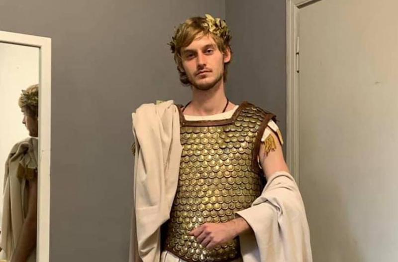 ქართველი მსახიობი იტალიურ ფილმში ავგუსტუსის როლს შეასრულებს - ვინ არის ლუკა ჩიქოვანი, რომელსაც კინოში უკვე არაერთი წარმატება აქვს (ფოტოები)