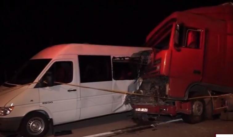 "როგორც ჩანს, ტრაილერის მძღოლს ჩაეძინა და აზრზე რომ მოვიდა უკვე გვიან იყო" - რას ჰყვებიან უმძიმესი ავარიის თვითმხილველები