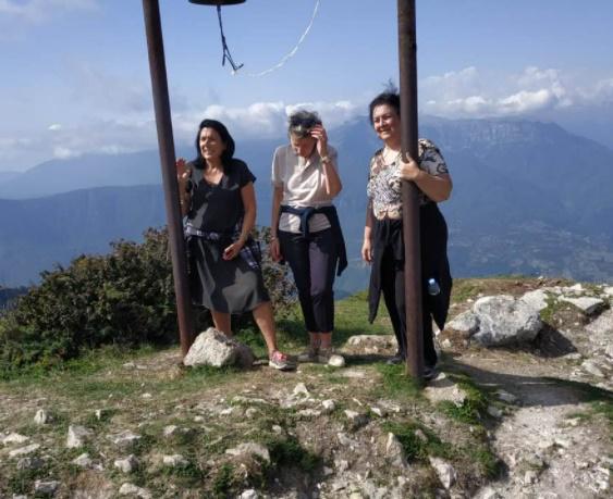 "ვინც არ ასულა ხვამლის მთაზე ... " - რა ფოტოს აქვეყნებს პრეზიდენტი?
