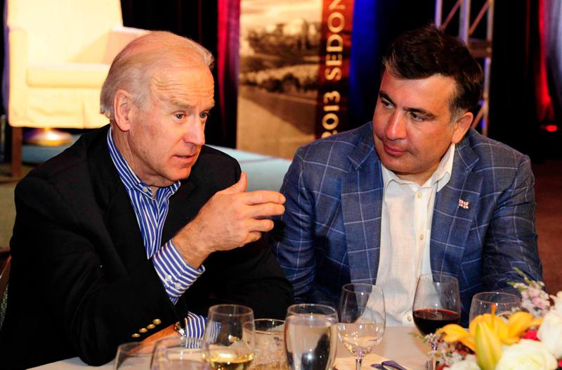 "დარწმუნებული ვარ, მისი პრეზიდენტად არჩევა კრემლისთვის ძალიან ცუდი ახალი ამბავია" - რას წერს სააკაშვილი გამარჯვებულ ბაიდენზე და რა ფოტოებს აქვეყნებს "ფეისბუქზე"