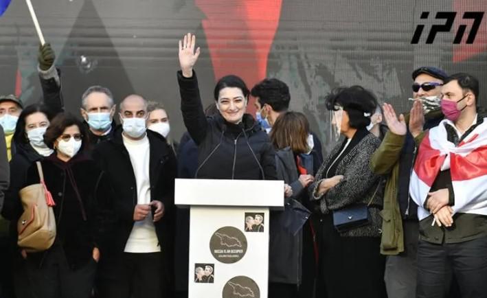 "აუუ, რამდენი ვართ" - თაკო ჩარკვიანის მიმართვა აქციის მონაწილეებს