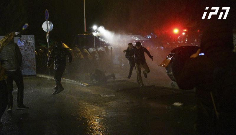 როგორ ეხმაურება დასავლური მედია თბილისში, ცესკო-ს შენობასთან განვითარებულ მოვლენებს