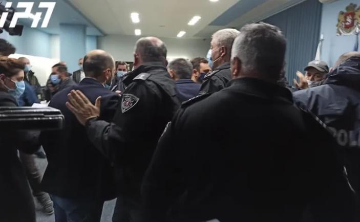 ხმაური ცესკოში - დაპირისპირება თამარ ჟვანიასა და ხათუნა გოგორიშვილს შორის მოხდა