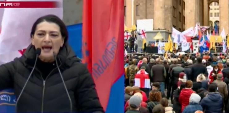 "ნურც იმ მიშას ხსენების გეშინიათ რა! თუ რამე კარგი გააკეთა, ის დავტოვოთ" - თაკო ჩარკვიანი